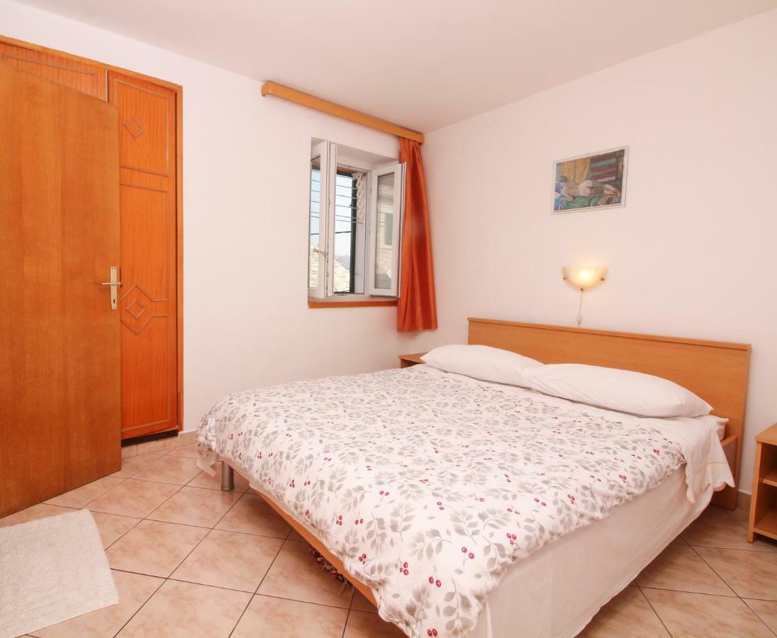 Apartmani Toni Poce Primosten Exterior photo
